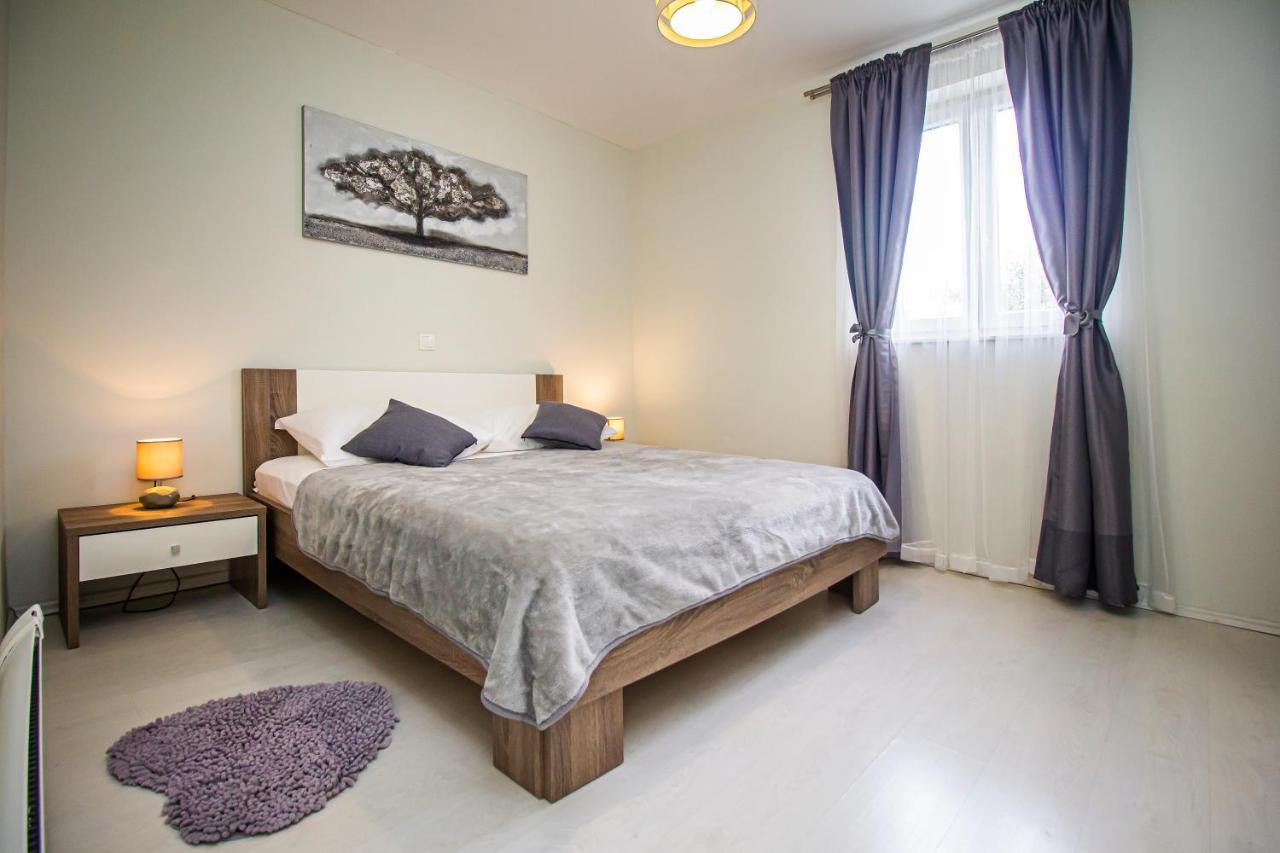 Vila Rozarija Trogir Eksteriør billede