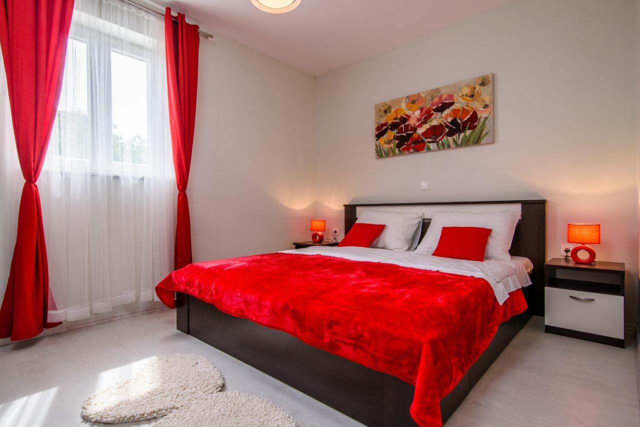 Vila Rozarija Trogir Eksteriør billede